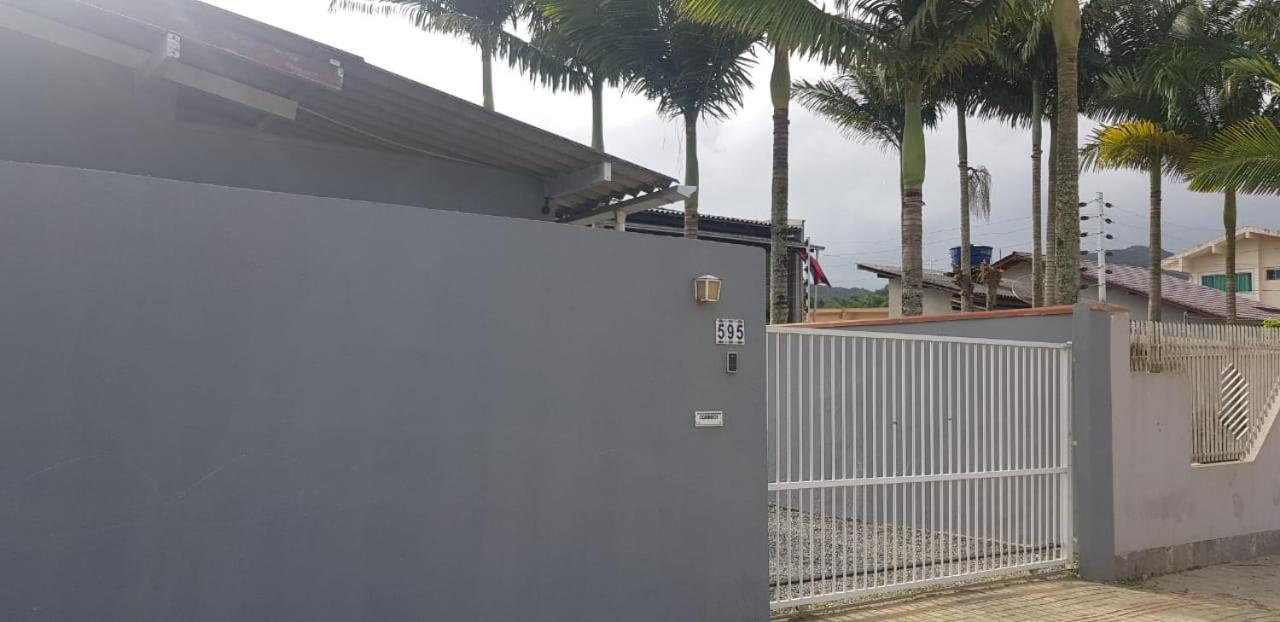 Residencial 300 Metros Do Parque Penha (Santa Catarina) Eksteriør bilde
